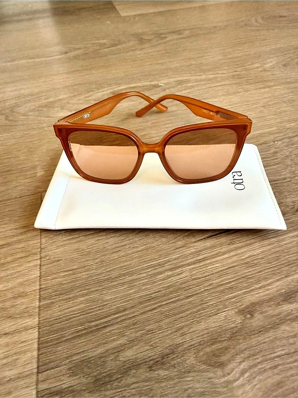 otra Sweet About Me Brown Glasses Like New